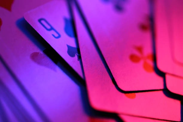 Live dealer table schedule calendar on tajirqq dashboard showing market opening times